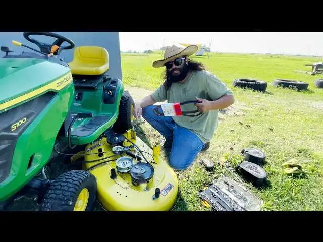 belt diagram for john deere s100