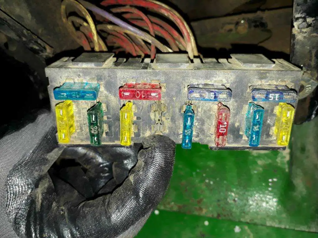 john deere 5425 fuse panel diagram